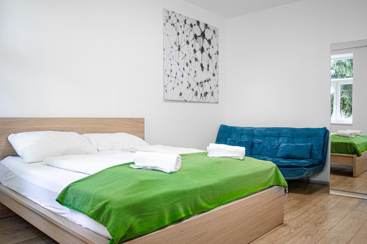Delightful 2Br Shared Apartment - Ideal For Longstays ウィーン エクステリア 写真